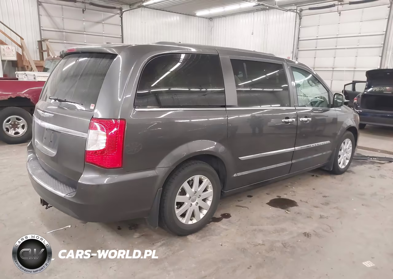 2015 Chrysler Town & Country Touring VIN:2C4RC1BG3FR505835 - 4