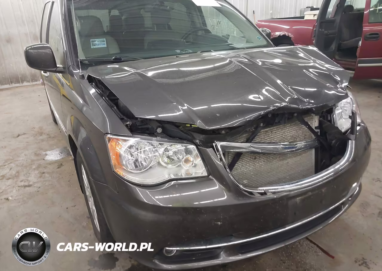 2015 Chrysler Town & Country Touring VIN:2C4RC1BG3FR505835 - 6