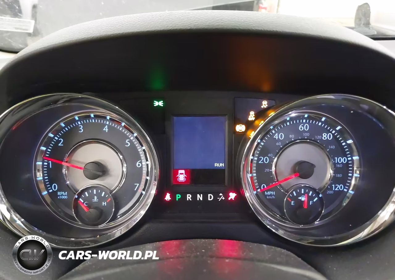2015 Chrysler Town & Country Touring VIN:2C4RC1BG3FR505835 - 7