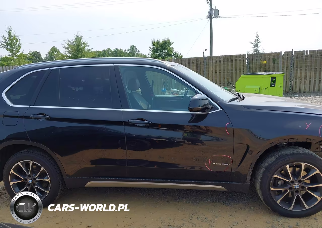 2017 BMW X5 xDrive35I VIN:5UXKR0C34H0X79028 - 14
