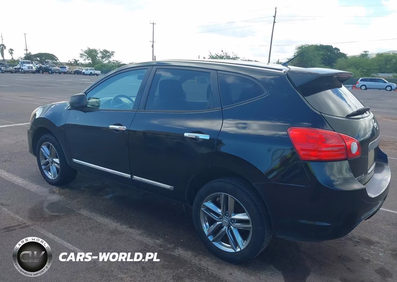 2011 Nissan Rogue S Krom Edition VIN:JN8AS5MT1BW154947 - 3