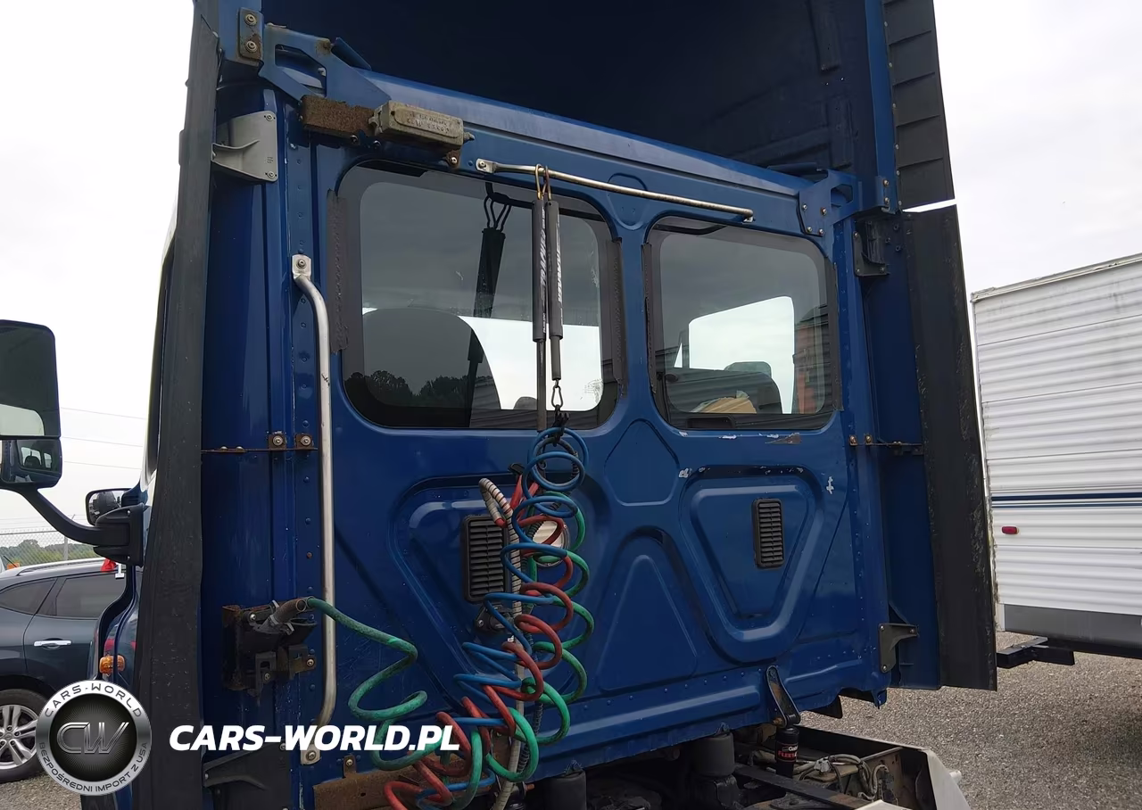 2015 Freightliner Cascadia 113 VIN:1FUJGBDV4FLFM6580 - 8