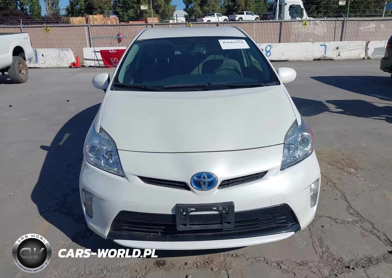 2015 Toyota Prius Two VIN:JTDKN3DU1F0470295 - 12