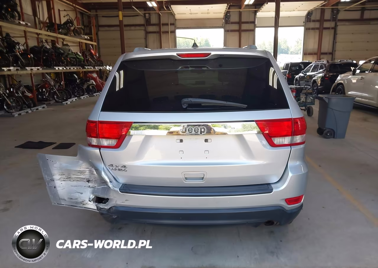2012 Jeep Grand Cherokee Laredo VIN:1C4RJFAGXCC128915 - 15