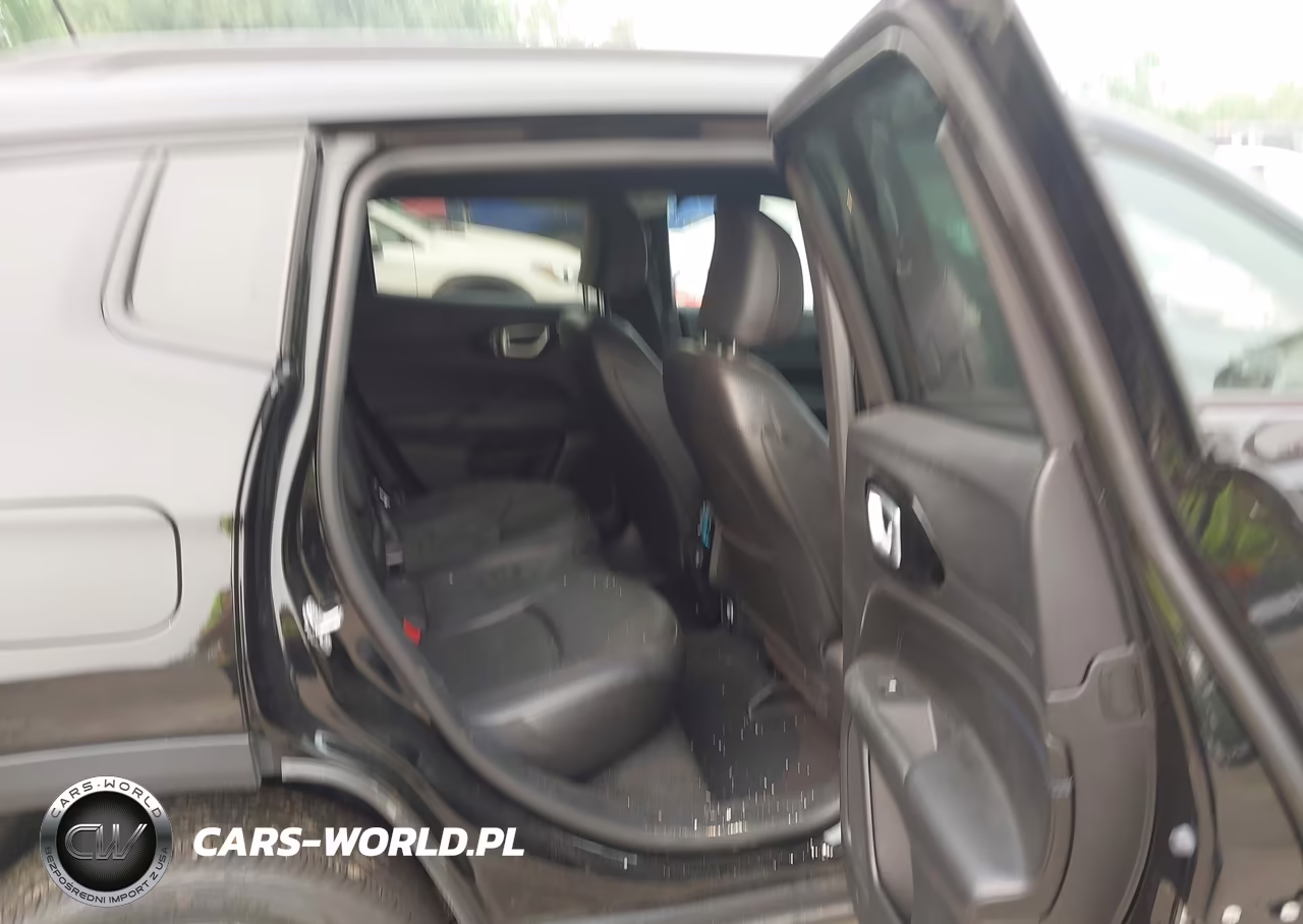2026 Jeep Compass Limited Altitude VIN:3C4NJDCN5TT151487 - 8