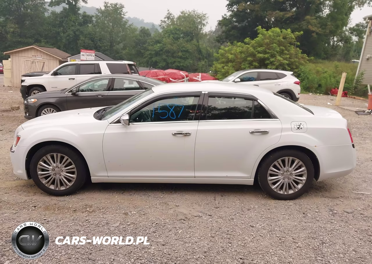 2013 Chrysler 300C Awd VIN:2C3CCAKT1DH508792 - 14