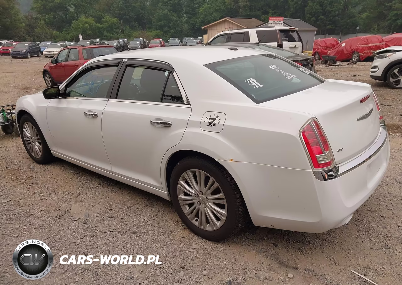 2013 Chrysler 300C Awd VIN:2C3CCAKT1DH508792 - 3