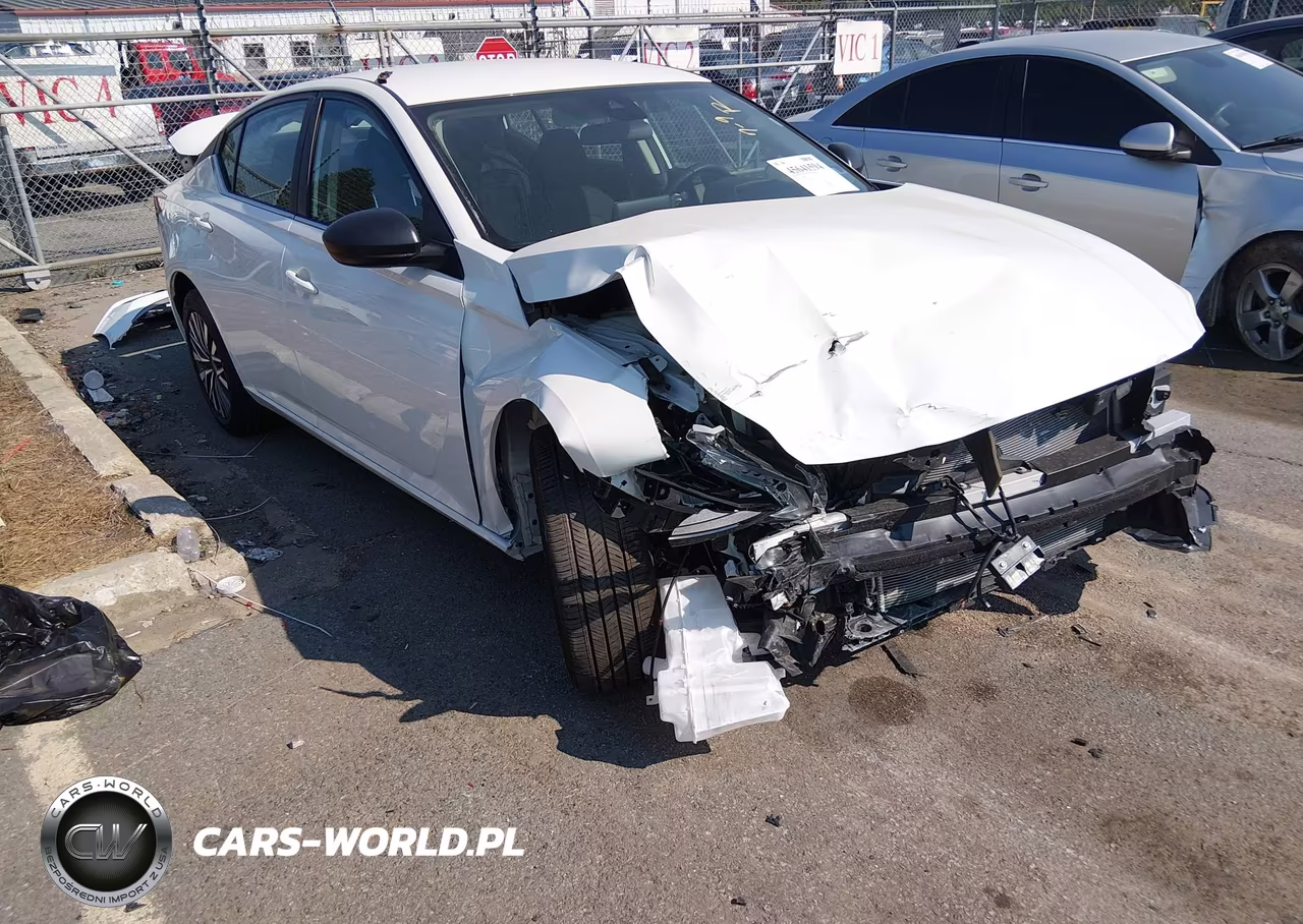 2026 Nissan Altima Sv Awd – zdjęcie 1 z 21
