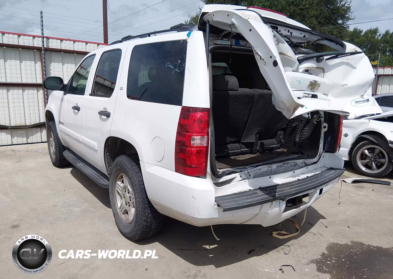 2007 Chevrolet Tahoe Ls VIN:1GNFC13087R408861 - 3