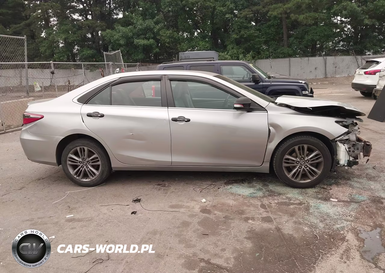 2016 Toyota Camry Se VIN:4T1BF1FK3GU240776 - 14