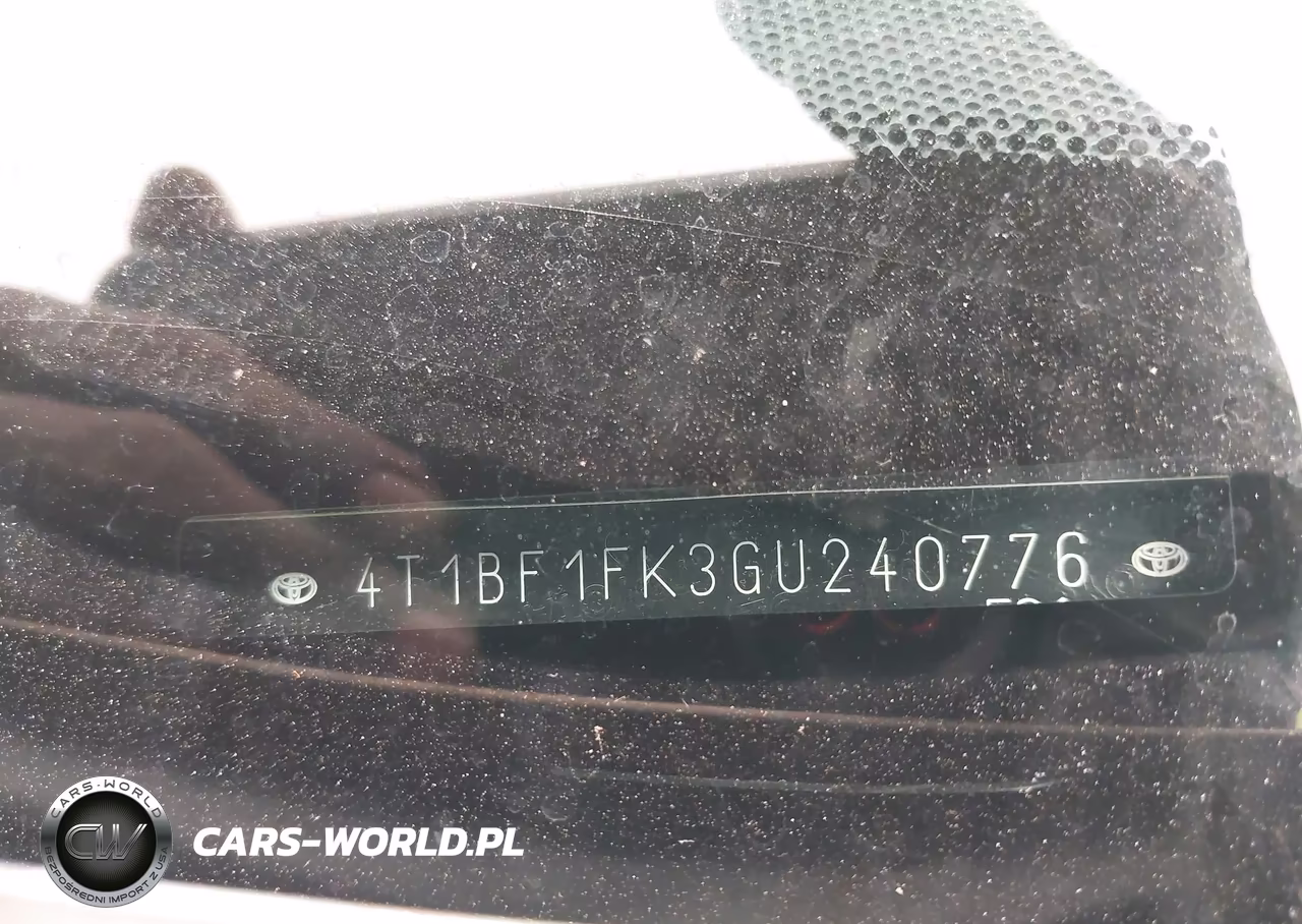 2016 Toyota Camry Se VIN:4T1BF1FK3GU240776 - 18