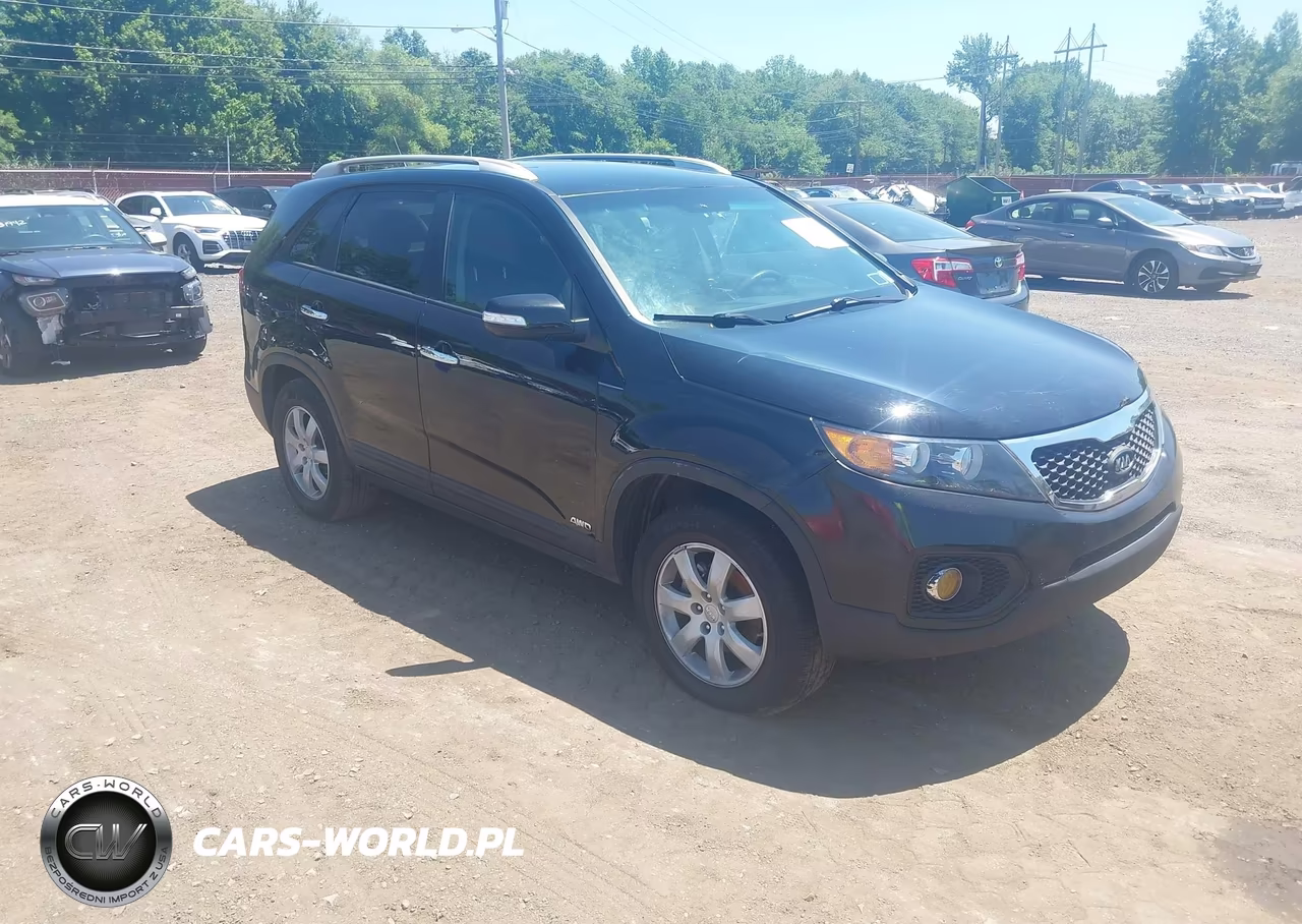 2013 Kia Sorento Lx V6 VIN:5XYKTDA23DG327600 - 1