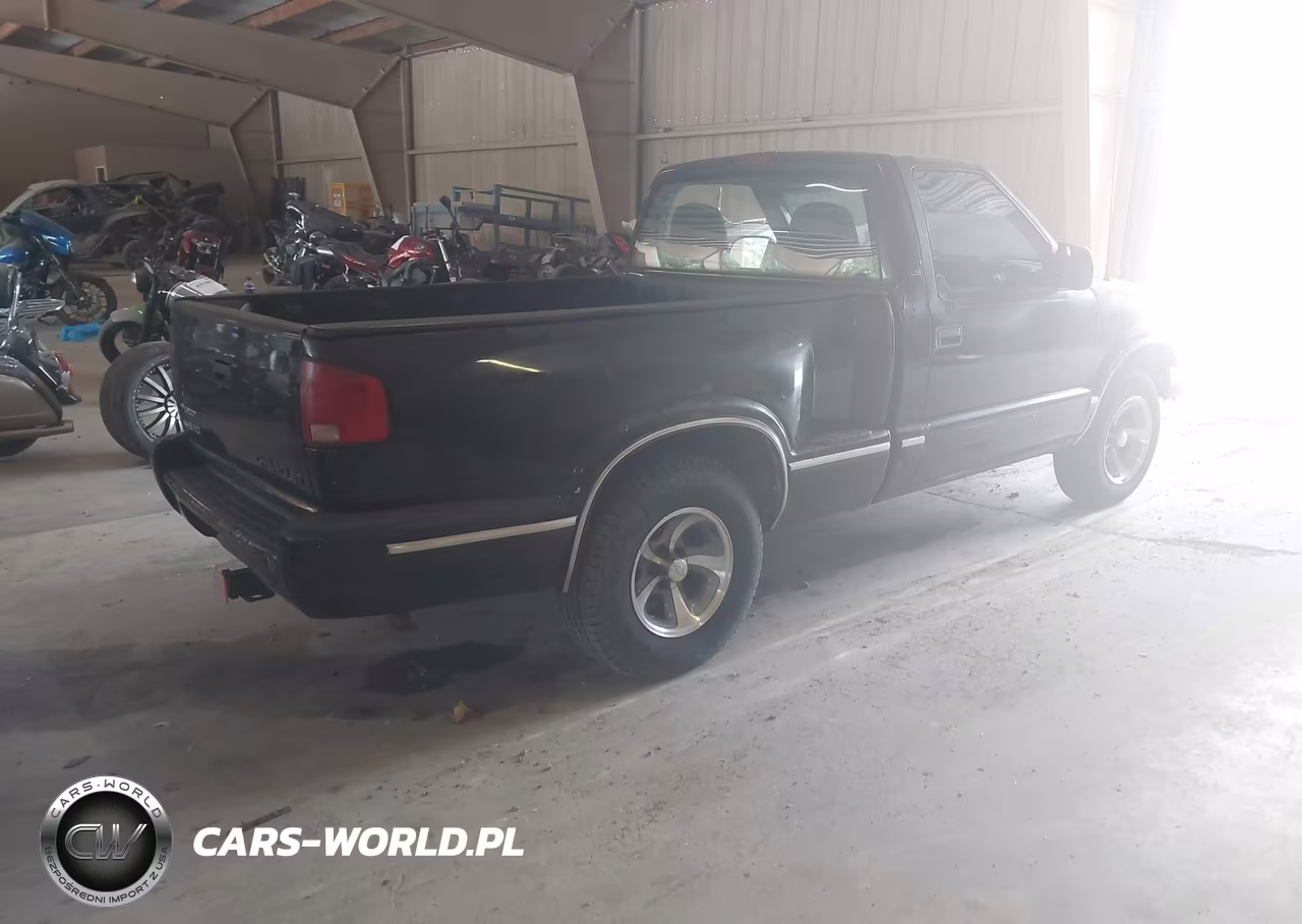 2000 Chevrolet S-10 Ls VIN:1GCCS1446Y8175747 - 4