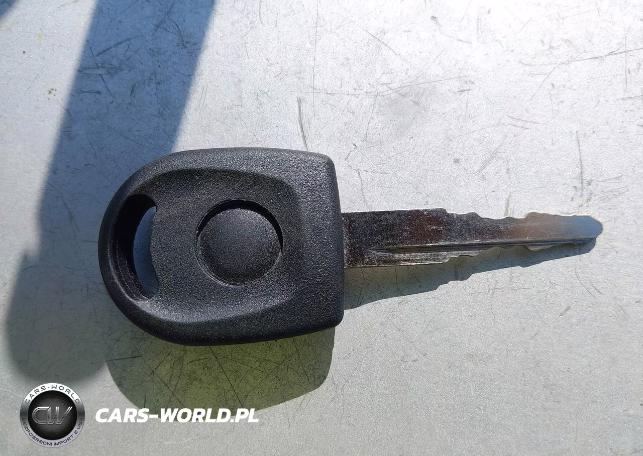 2011 Mazda Mazda3 I Sport VIN:JM1BL1UF9B1466933 - 11