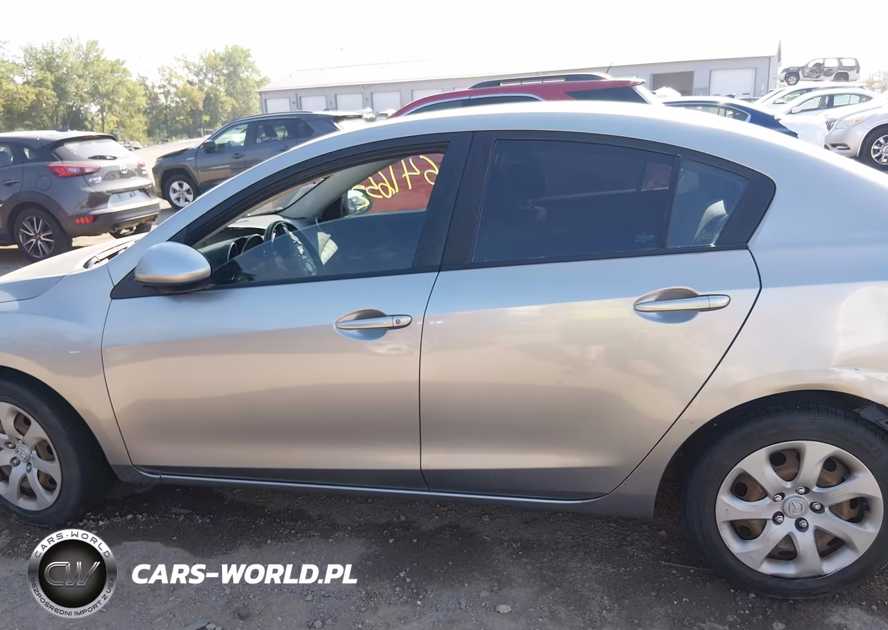 2011 Mazda Mazda3 I Sport VIN:JM1BL1UF9B1466933 - 14
