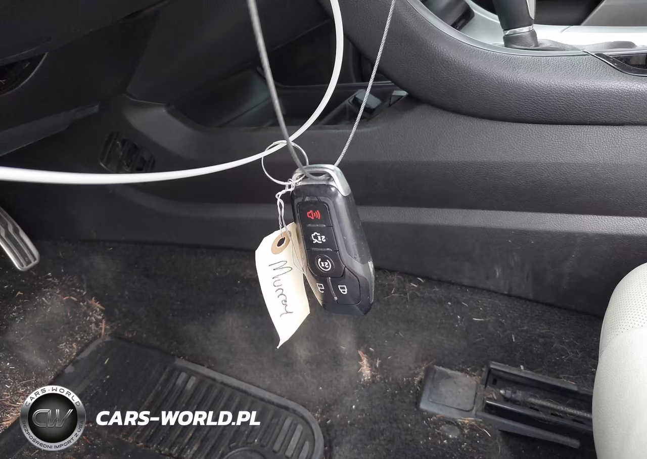 2015 Ford Fusion Titanium VIN:3FA6P0K94FR267738 - 11