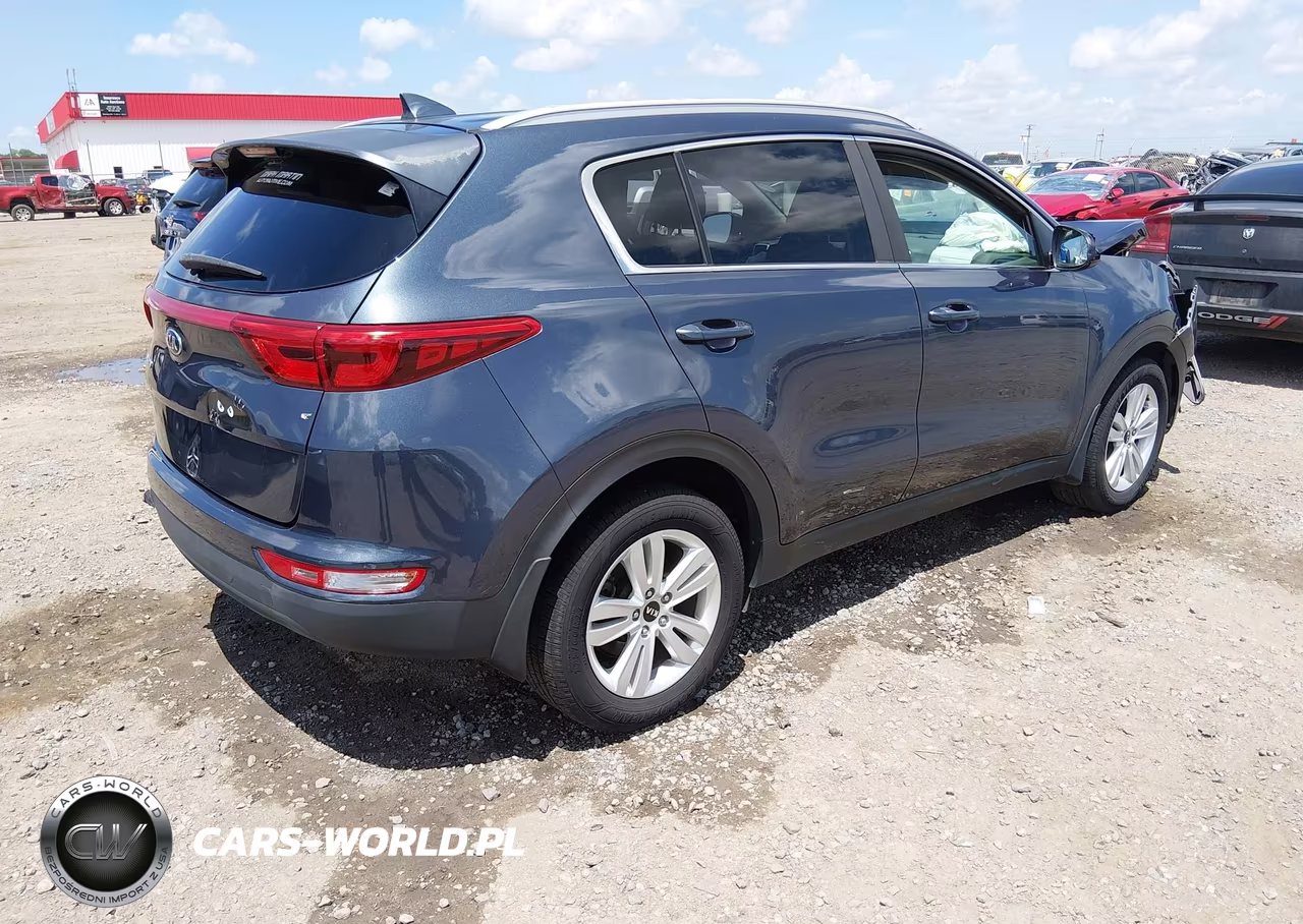 2018 Kia Sportage Lx VIN:KNDPM3AC0J7490560 - 4