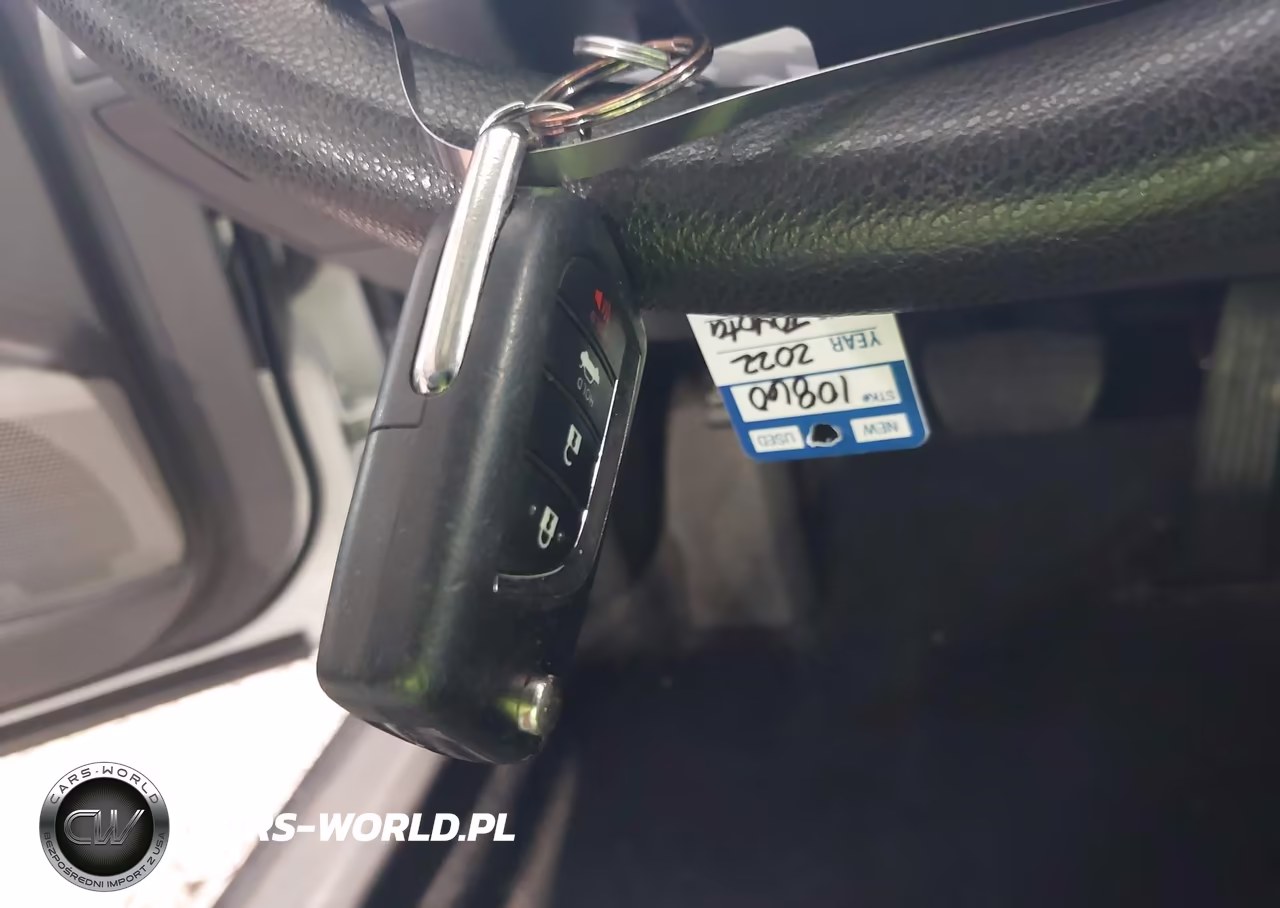 2022 Toyota Camry Le VIN:4T1C11AK6NU642623 - 11