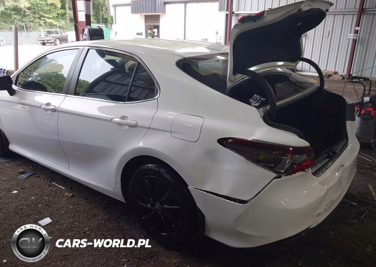 2022 Toyota Camry Le VIN:4T1C11AK6NU642623 - 3