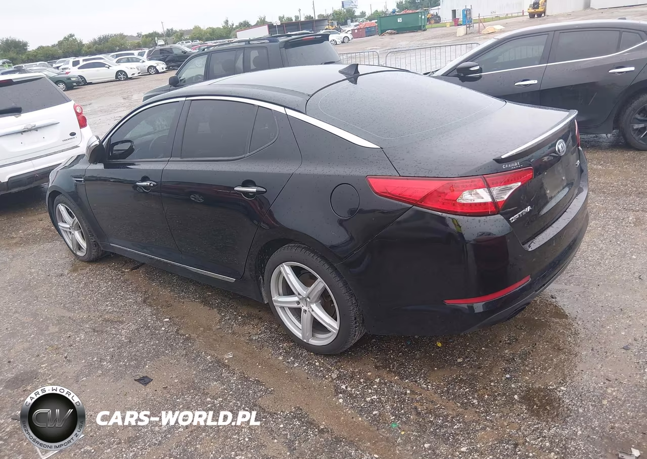 2013 Kia Optima Sx VIN:5XXGR4A65DG164850 - 3