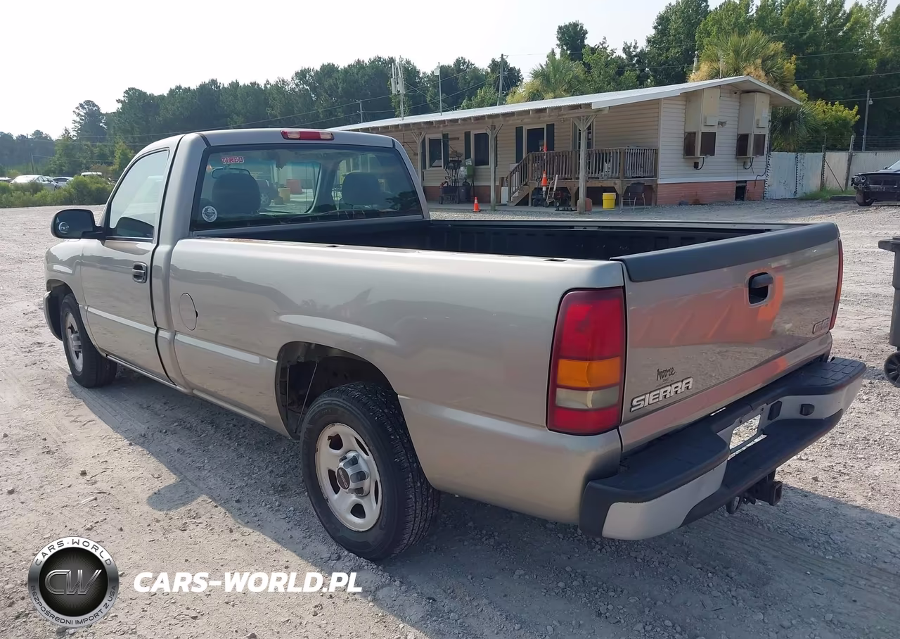 2003 GMC Sierra 1500 Work Truck VIN:1GTEC14X53Z266415 - 3