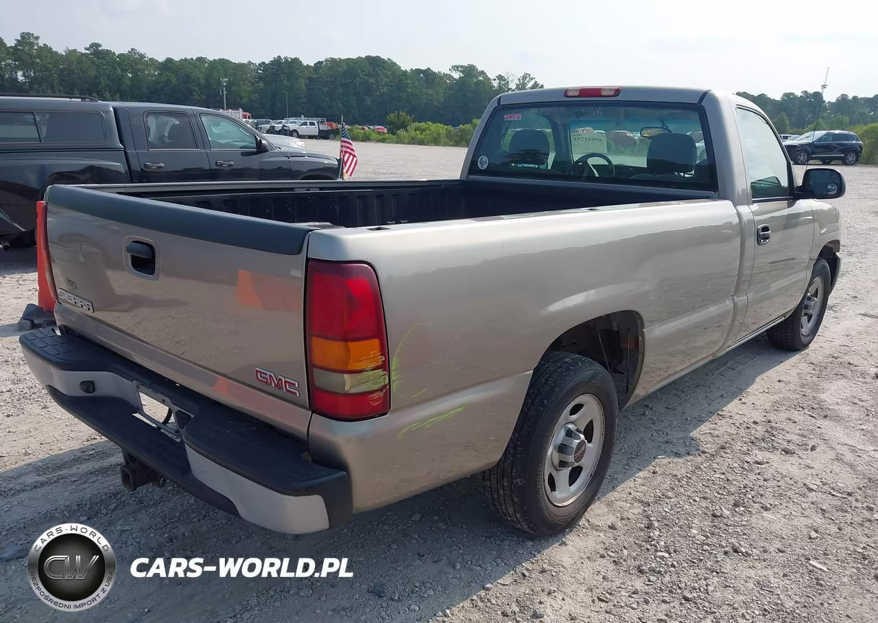 2003 GMC Sierra 1500 Work Truck VIN:1GTEC14X53Z266415 - 4