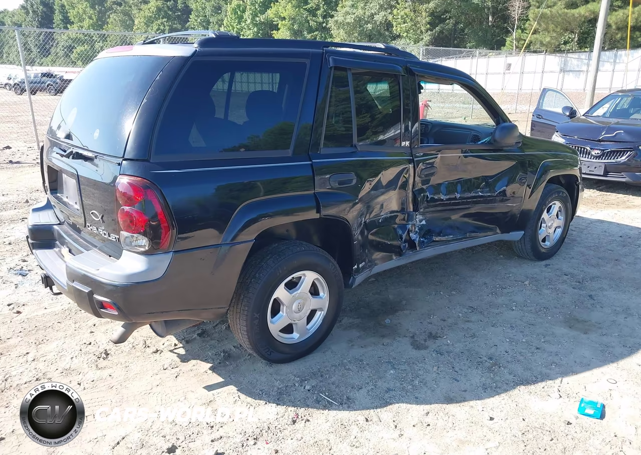 2002 Chevrolet Trailblazer Ls VIN:1GNDT13S622170924 - 4