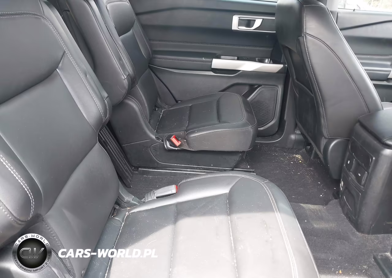 2023 Ford Explorer Xlt VIN:1FMSK8DH8PGA77682 - 8