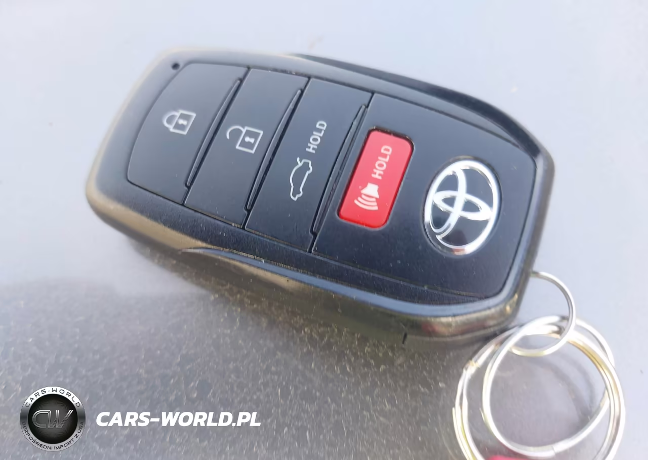 2025 Toyota Camry Xle VIN:4T1DBADK8SU534626 - 11