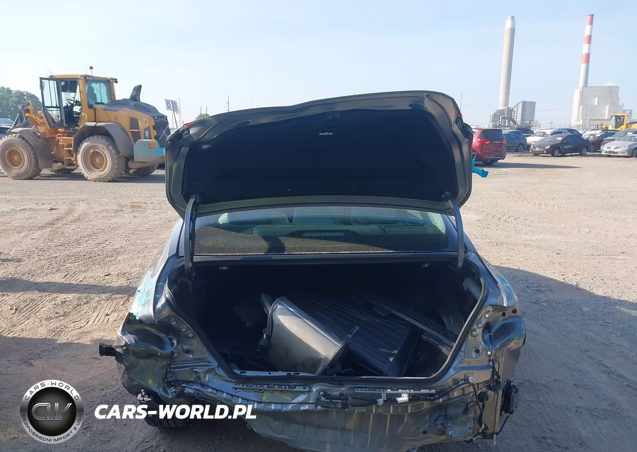 2025 Toyota Camry Xle VIN:4T1DBADK8SU534626 - 17