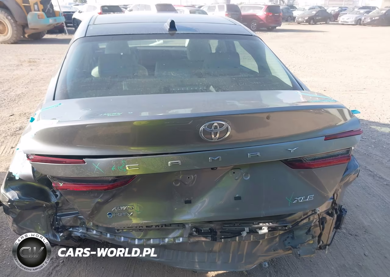 2025 Toyota Camry Xle VIN:4T1DBADK8SU534626 - 6