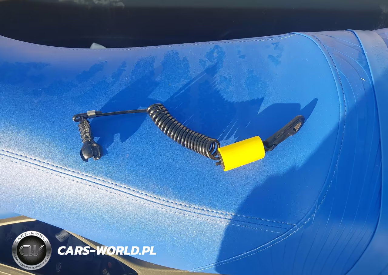 2025 Seadoo Spark VIN:00000YDV64370F525 - 11
