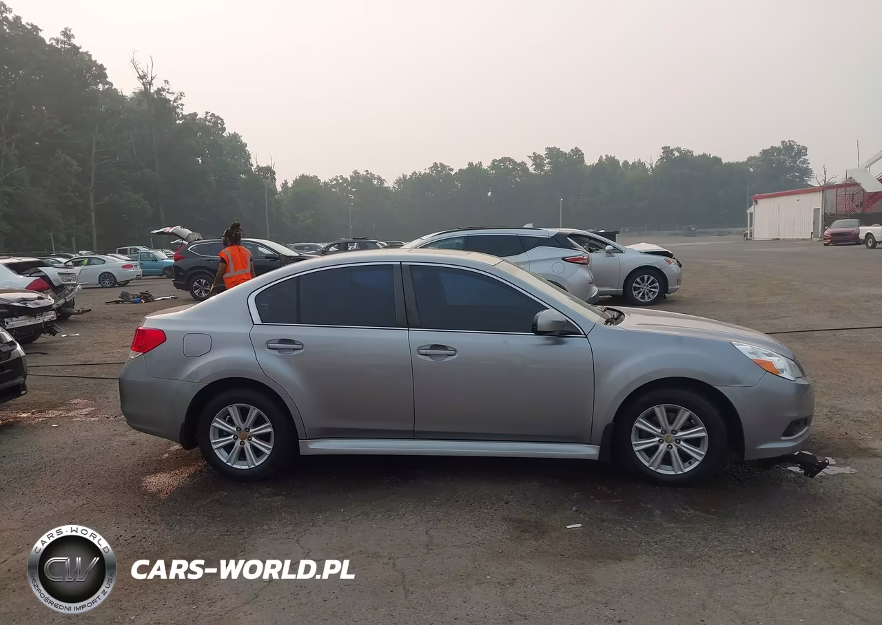 2010 Subaru Legacy 2.5I Premium VIN:4S3BMCG65A3219660 - 12