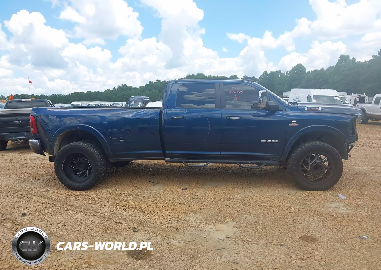 2019 Ram 3500 Laramie 4X4 8' Box VIN:3C63RRJL8KG639670 - 14