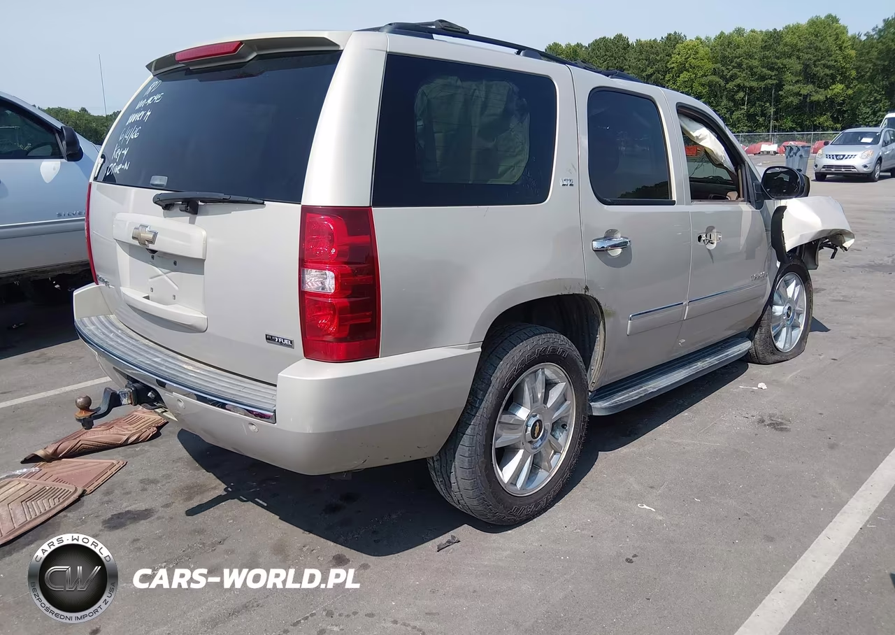 2009 Chevrolet Tahoe Ltz VIN:1GNFK33019R159045 - 4