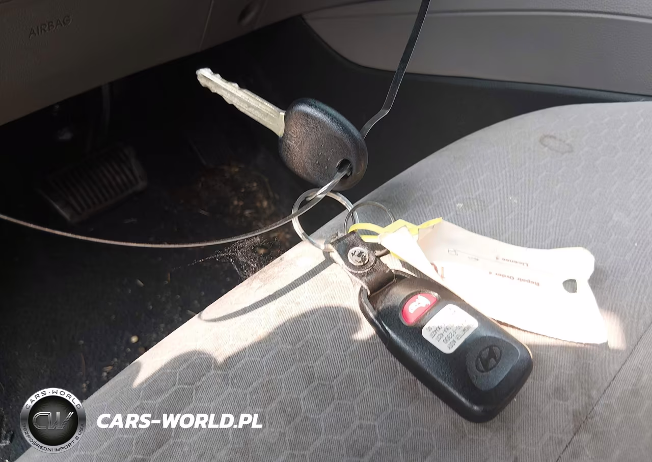 2019 Hyundai Elantra Sel VIN:5NPD84LF3KH494099 - 11