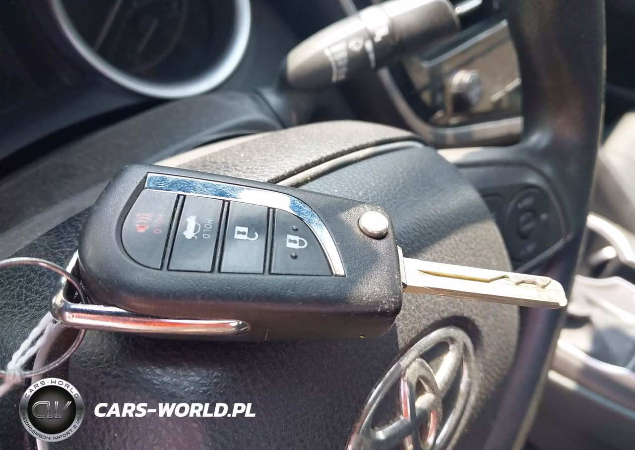 2022 Toyota Camry Le VIN:4T1C11AK8NU661349 - 11