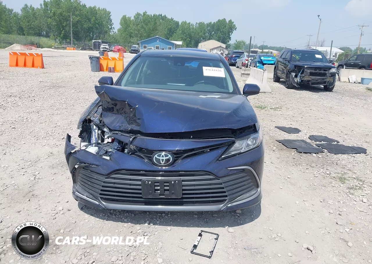 2022 Toyota Camry Le VIN:4T1C11AK8NU661349 - 12