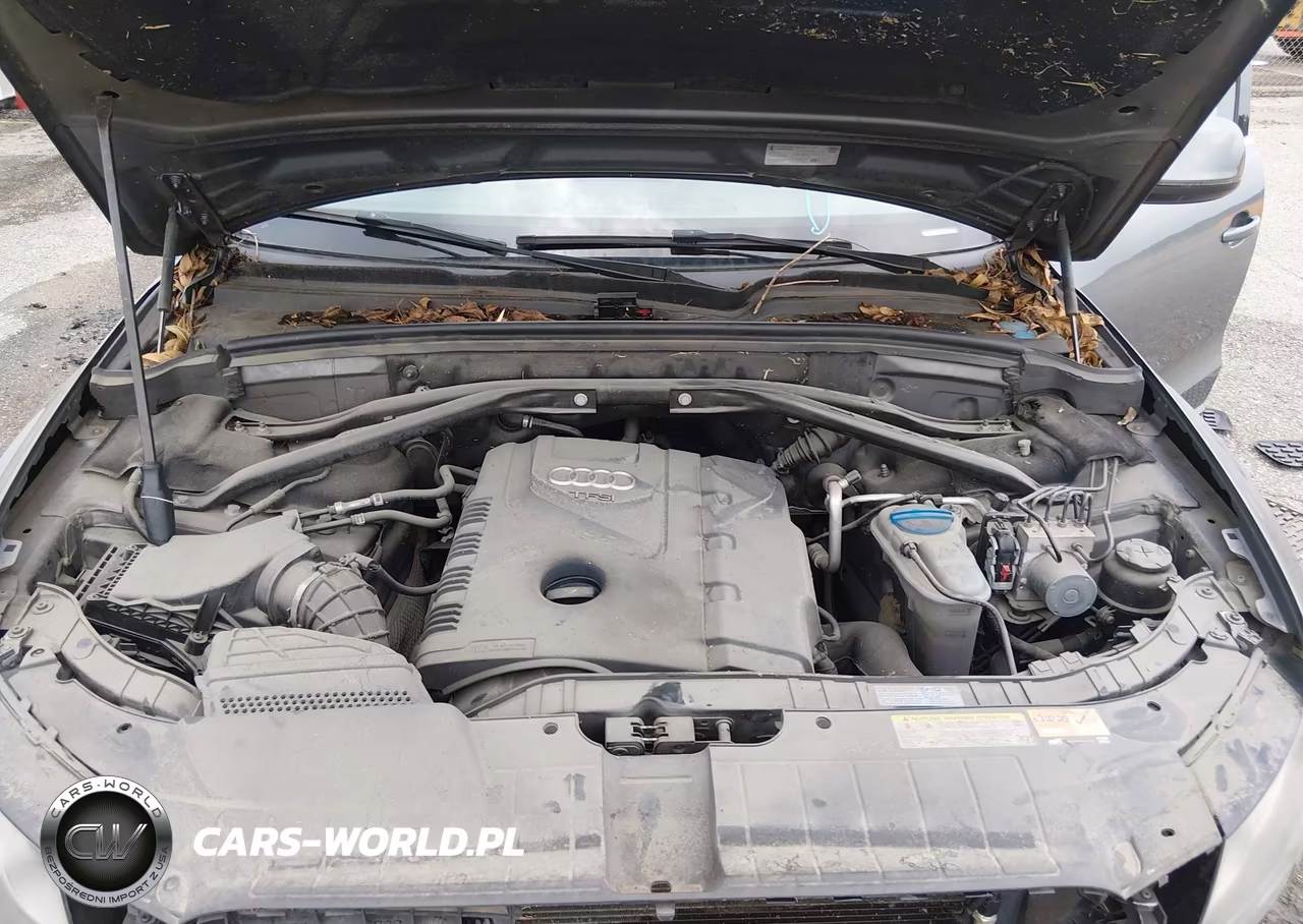 2012 Audi Q5 2.0T Premium VIN:WA1CFBFP2CA055571 - 10
