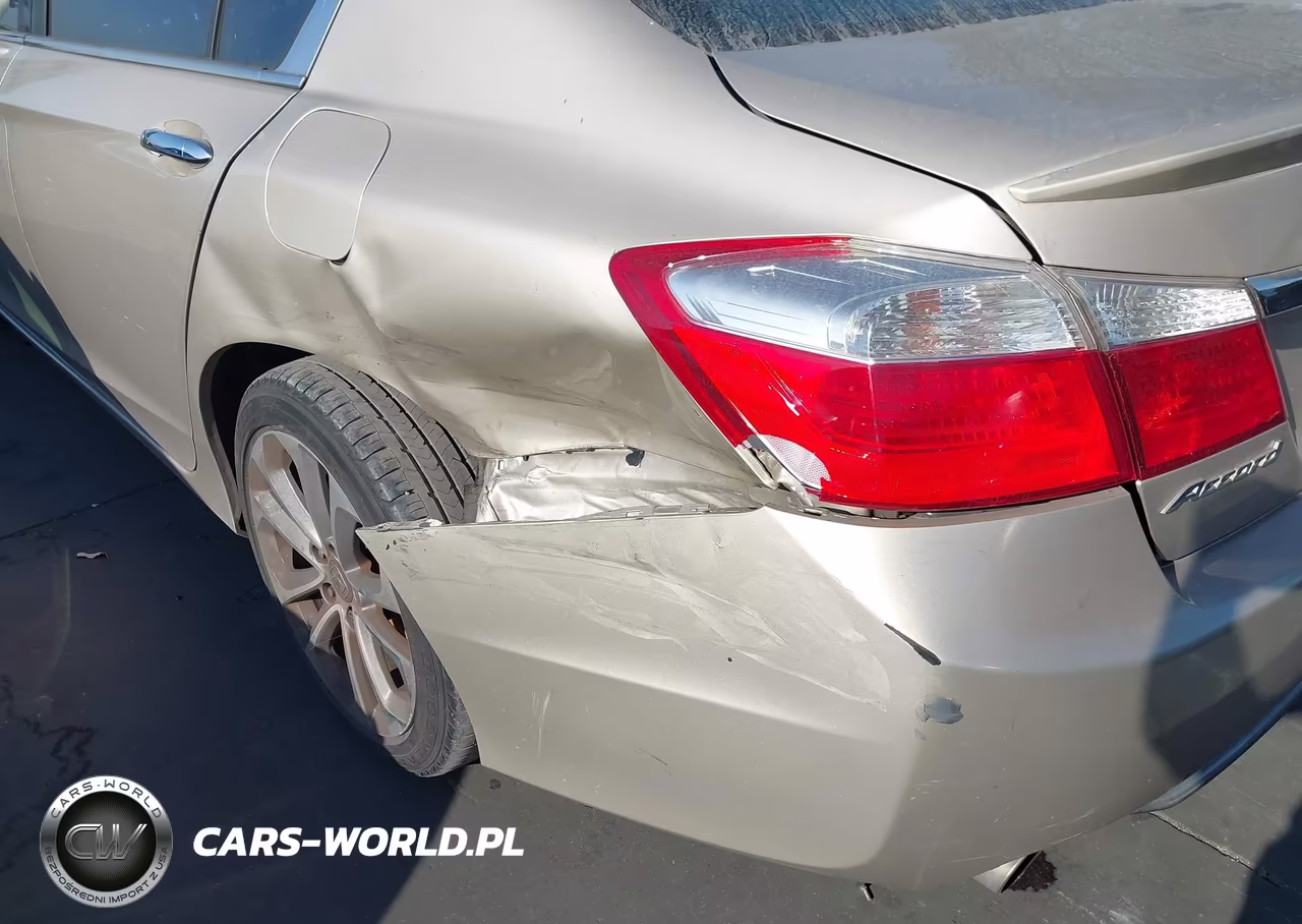 2015 Honda Accord Sport VIN:1HGCR2F57FA028867 - 6
