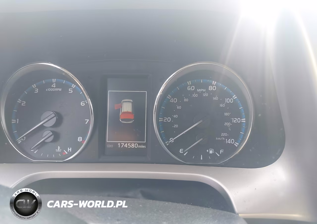 2018 Toyota Rav4 Limited VIN:2T3DFREV0JW828796 - 7