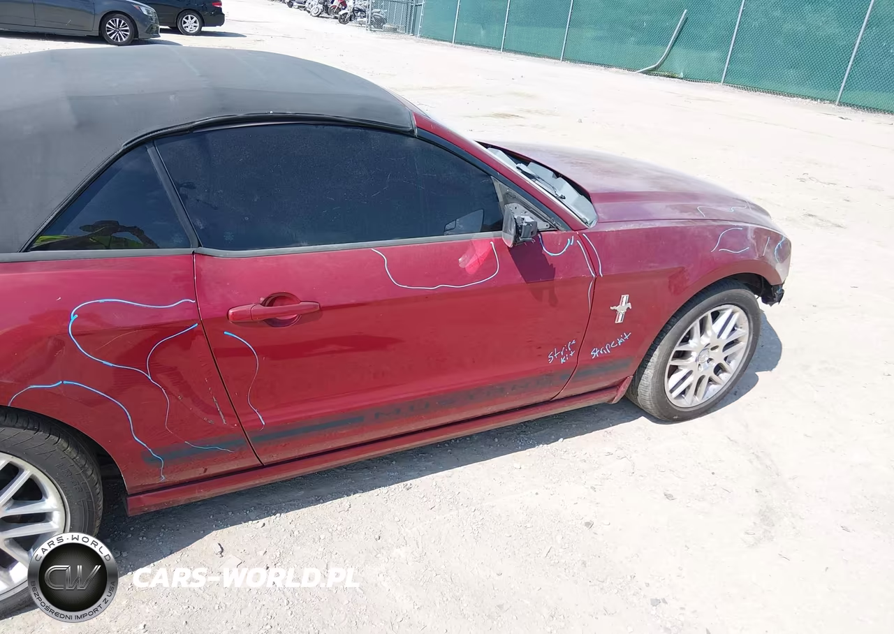 2014 Ford Mustang V6 VIN:1ZVBP8EM3E5324727 - 18