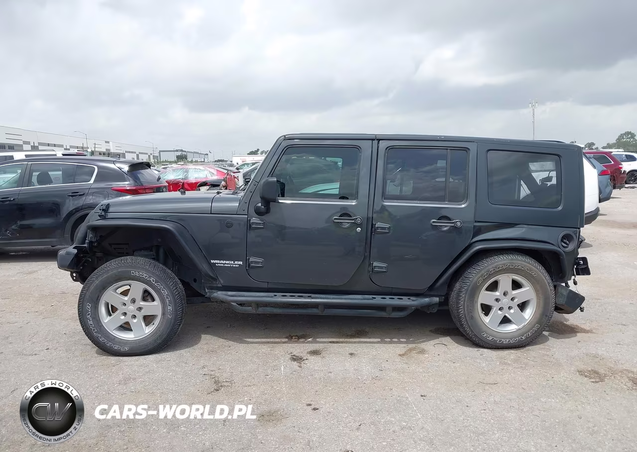 2010 Jeep Wrangler Unlimited Sport VIN:1J4BA3H18AL145785 - 13