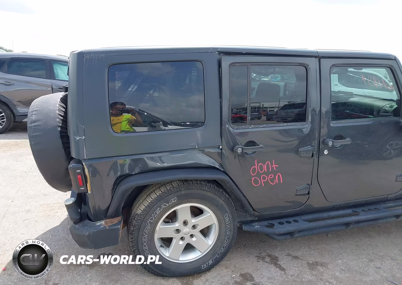 2010 Jeep Wrangler Unlimited Sport VIN:1J4BA3H18AL145785 - 6