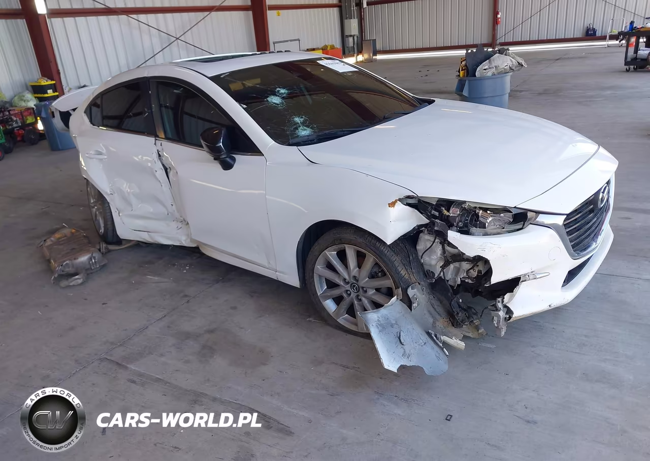 2017 Mazda Mazda3 Grand Touring – zdjęcie 1 z 19