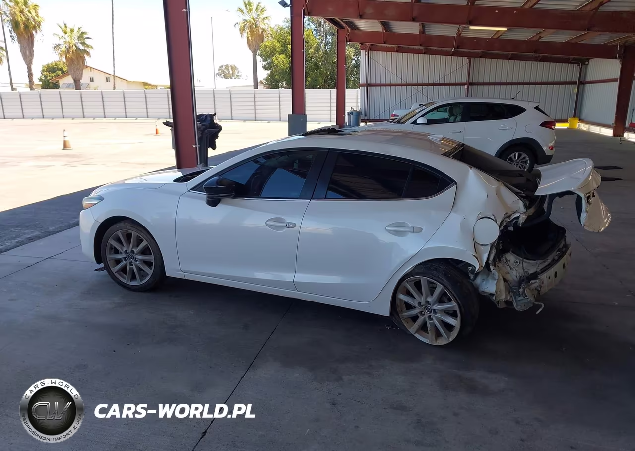 2017 Mazda Mazda3 Grand Touring VIN:JM1BN1W39H1124551 - 15