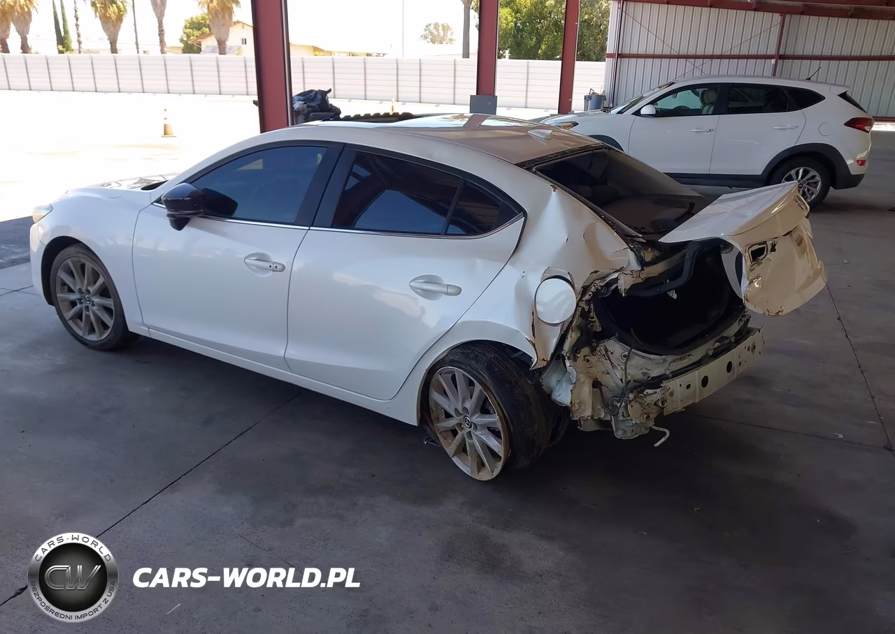 2017 Mazda Mazda3 Grand Touring VIN:JM1BN1W39H1124551 - 3