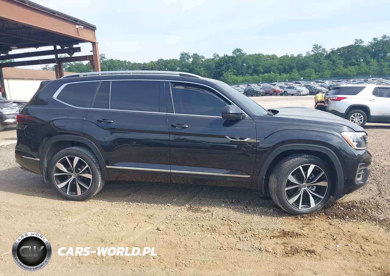 2024 Volkswagen Atlas 2.0T Sel Premium R-Line VIN:1V2FR2CA5RC613578 - 13