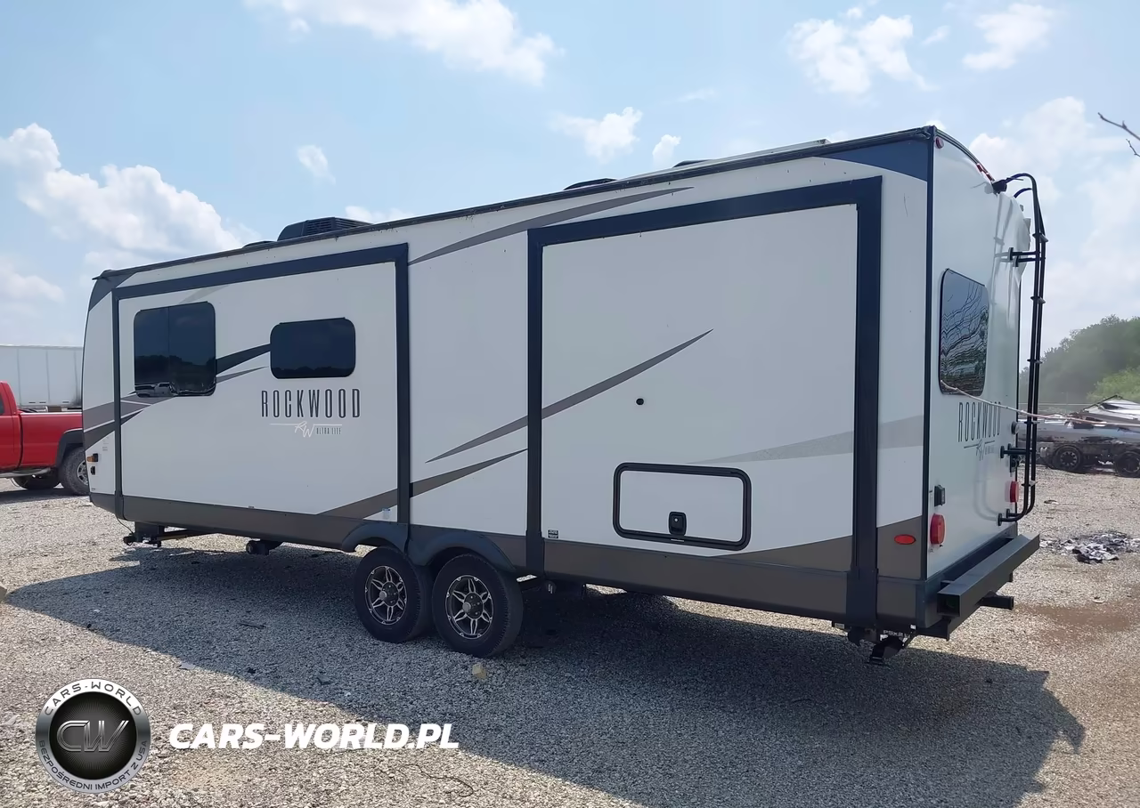 2023 Forest River Rockwood Ultra Lite Travel Trailer VIN:4X4TRLB22PZ184974 - 3