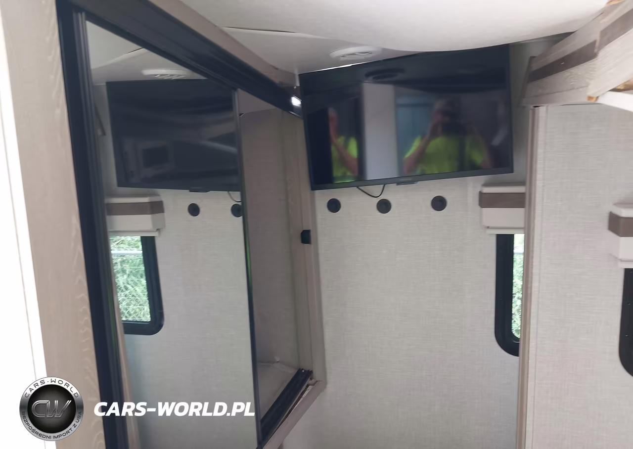 2023 Forest River Rockwood Ultra Lite Travel Trailer VIN:4X4TRLB22PZ184974 - 8
